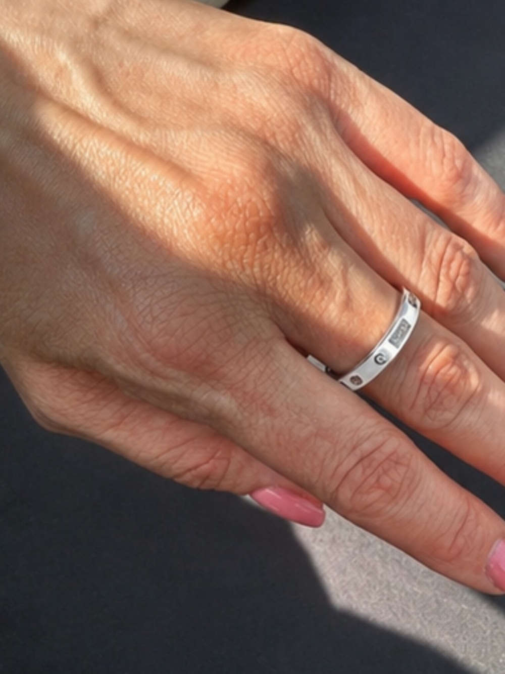 925 Sterling Silver Minimalist Band Ring Size 7 Simple Elegant Stackable Ring - Picture 3 of 6